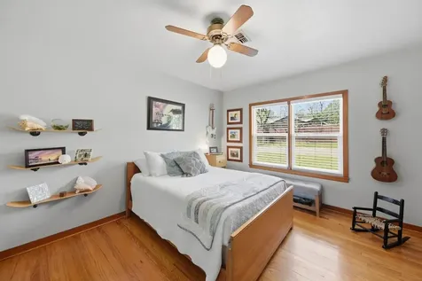 1607 S Chappell Hill Street Brenham TX 77833
