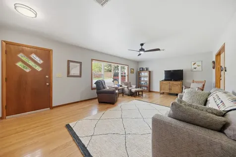 1607 S Chappell Hill Street Brenham TX 77833