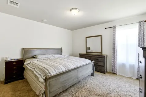 100 Oakwood Court Huntsville TX 77320