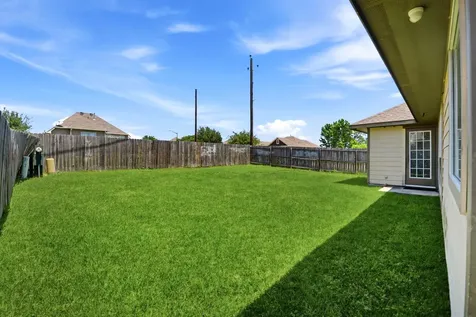 100 Oakwood Court Huntsville TX 77320