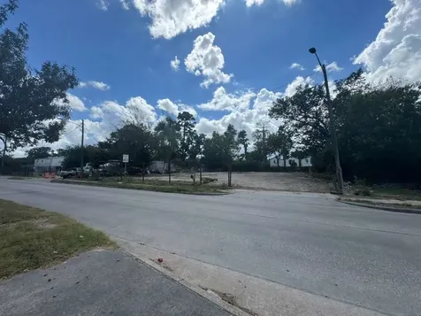 4622 Tidwell Road Houston TX 77016