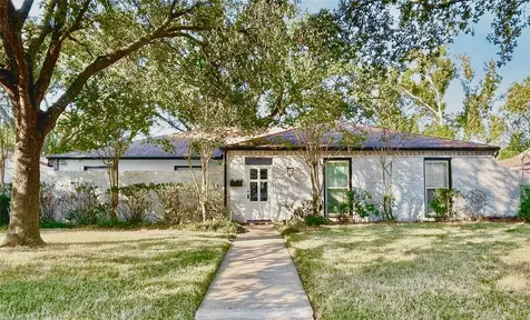 10010 Burgoyne Road Houston TX 77042
