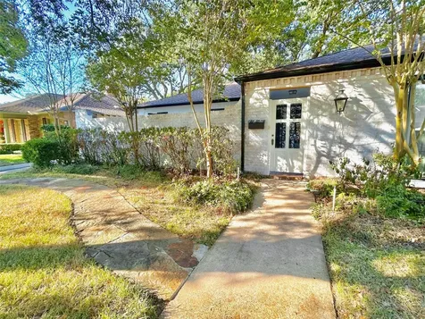 10010 Burgoyne Road Houston TX 77042