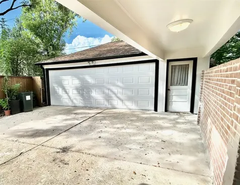 10010 Burgoyne Road Houston TX 77042
