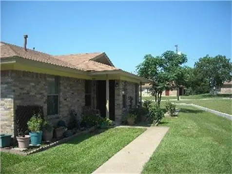 1701 Waco Street 15 Gonzales TX 78629