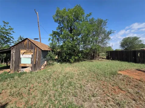 817 Miller Avenue Spur TX 79370