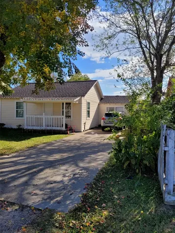 2415 4th Avenue N Texas City TX 77590