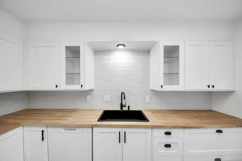 6601 Sands Point Drive 47 Houston TX 77074