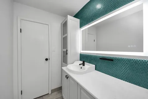 6601 Sands Point Drive 47 Houston TX 77074