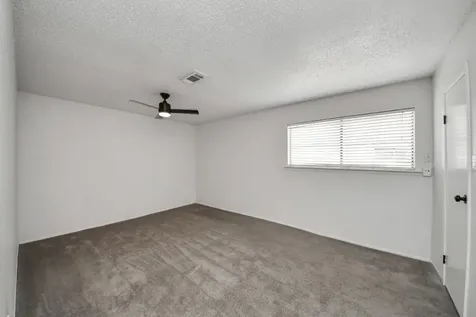 6601 Sands Point Drive 47 Houston TX 77074