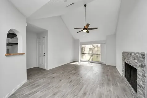 6601 Sands Point Drive 47 Houston TX 77074