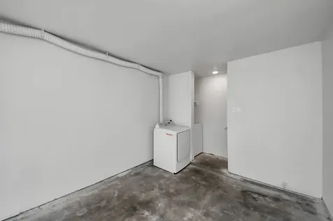 6601 Sands Point Drive 47 Houston TX 77074