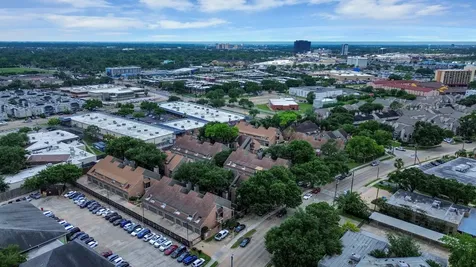 6601 Sands Point Drive 47 Houston TX 77074