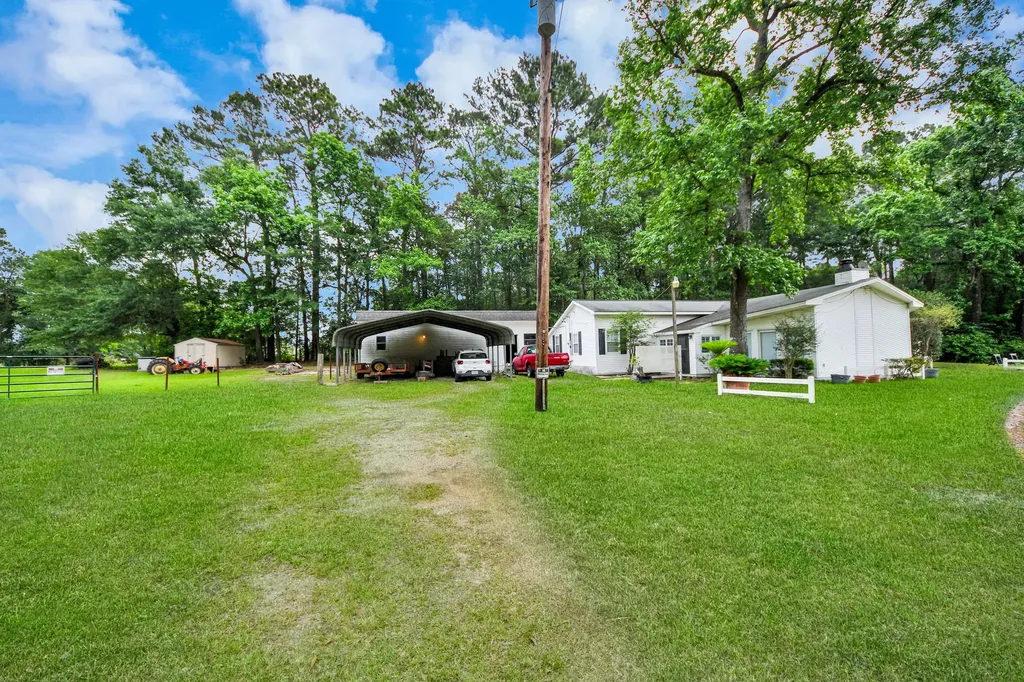 41 Lakeview New Waverly TX 77358
