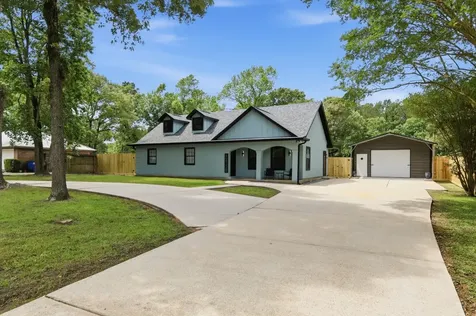 12739 Woodcreek Drive Willis TX 77318