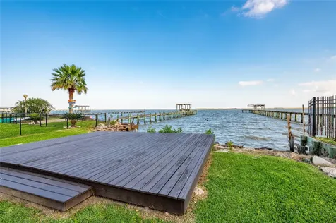 1643 Dick Bay Drive Dickinson TX 77539