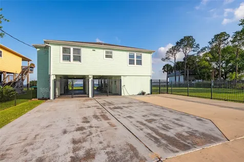1643 Dick Bay Drive Dickinson TX 77539