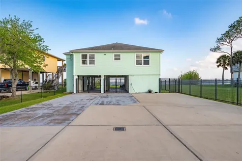 1643 Dick Bay Drive Dickinson TX 77539