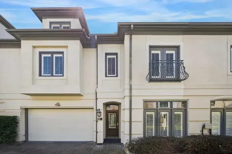 2426 Nantucket Drive B Houston TX 77057