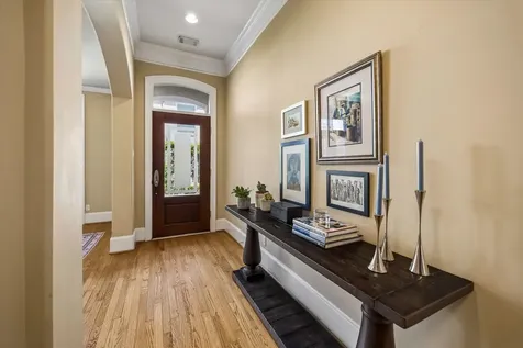 2426 Nantucket Drive B Houston TX 77057