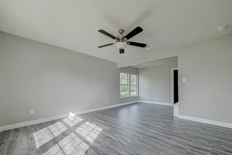 106 County Road 416 Brazoria TX 77422