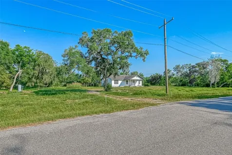 106 County Road 416 Brazoria TX 77422