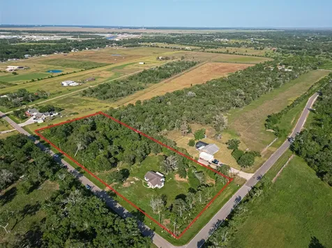 106 County Road 416 Brazoria TX 77422