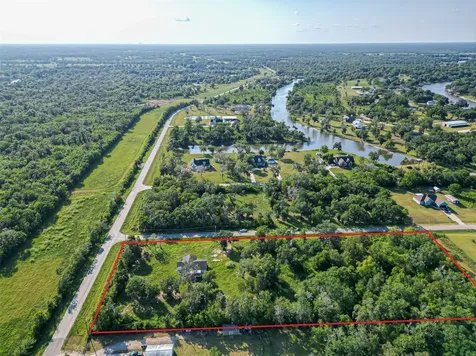 106 County Road 416 Brazoria TX 77422
