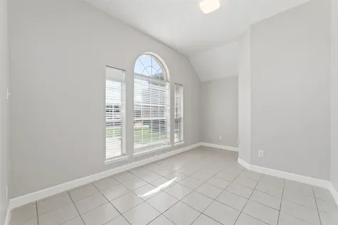 8503 Ivanhoe Springs Drive Houston TX 77083