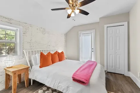 808 27th Street Galveston TX 77550