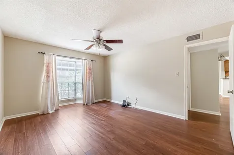 2121 Hepburn Street 511 Houston TX 77054