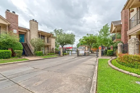 2121 Hepburn Street 511 Houston TX 77054
