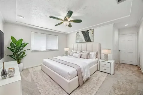 8915 Lakeside Forest Drive Houston TX 77088