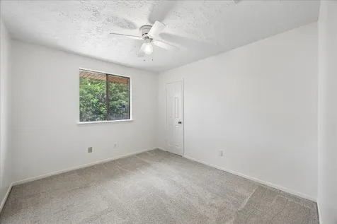 8915 Lakeside Forest Drive Houston TX 77088