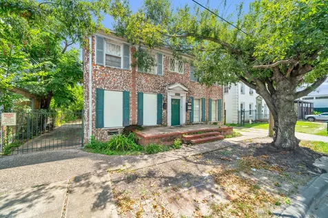 1939 Richmond Avenue 2 Houston TX 77098