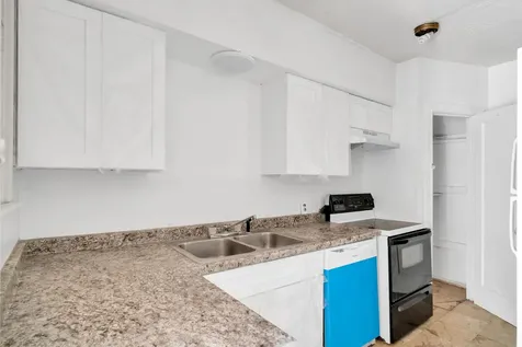 1939 Richmond Avenue 2 Houston TX 77098