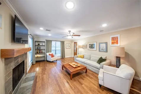 10 Featherfall Place The Woodlands TX 77381