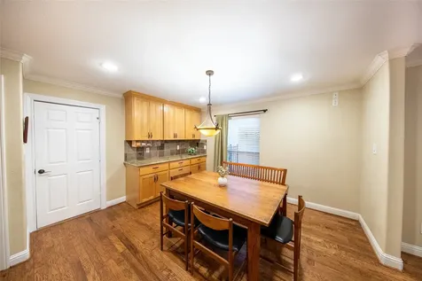 10 Featherfall Place The Woodlands TX 77381
