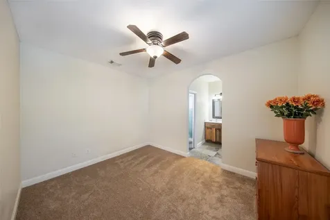 10 Featherfall Place The Woodlands TX 77381