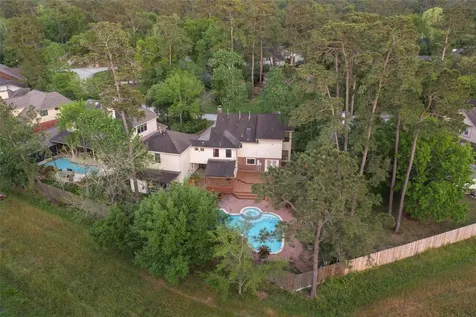 10 Featherfall Place The Woodlands TX 77381