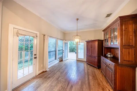 10 Featherfall Place The Woodlands TX 77381