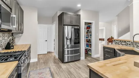 8318 Hunters Village Drive Humble TX 77346