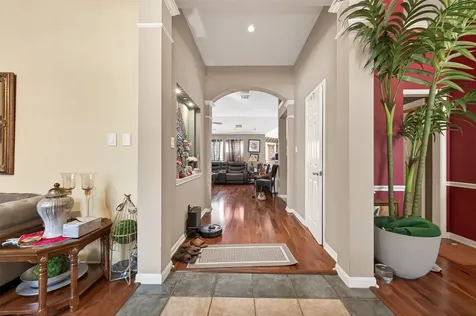 3219 Shadowleaf Drive Houston TX 77082
