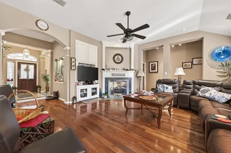 3219 Shadowleaf Drive Houston TX 77082