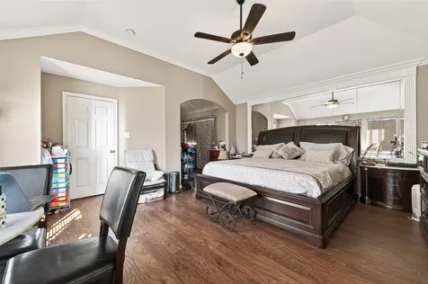 3219 Shadowleaf Drive Houston TX 77082