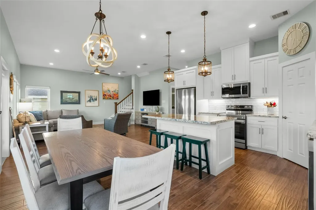 22318 Vista Del Mar Galveston TX 77554