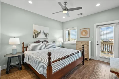 22318 Vista Del Mar Galveston TX 77554