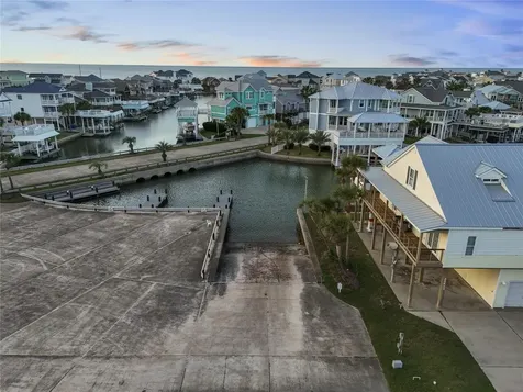 22318 Vista Del Mar Galveston TX 77554