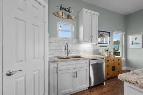 22318 Vista Del Mar Galveston TX 77554