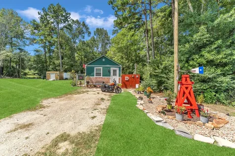 2075 Mangum Road Livingston TX 77351